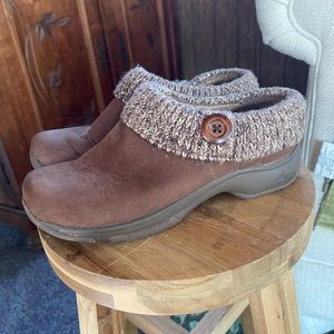 Dansko clogs size 38